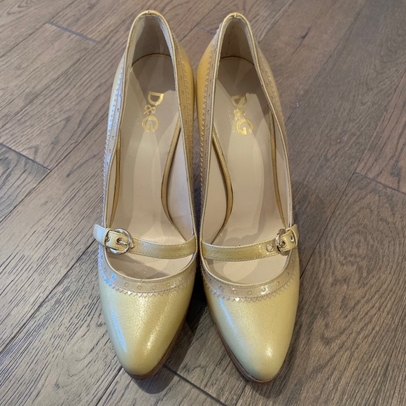 D&G Dolce & Gabbana Platform Heels - Picture 5 of 7